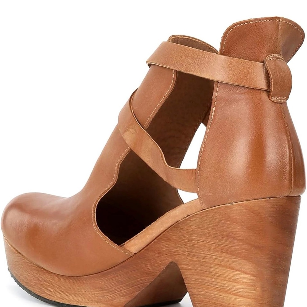 Brown Heeled Clogs - Picture 3 of 4